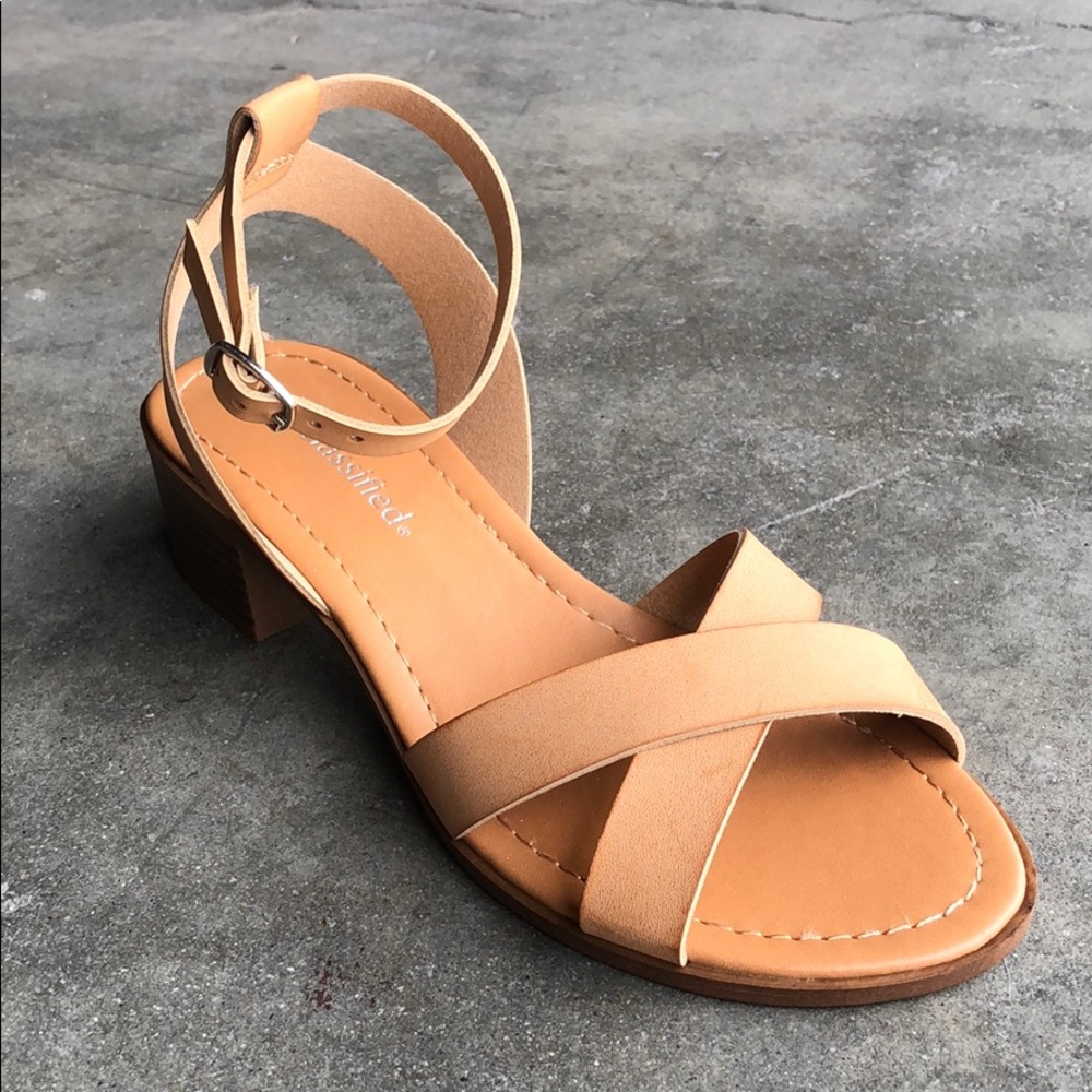CityClassified Womens Ankle Strap Sandals in Tan